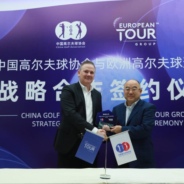 Ben-Cowen-DP-World-Tour-Chief-Tournament-Business-Officer-and-Tian-Xiaojun-China-Golf-Association-Vice-Chairman