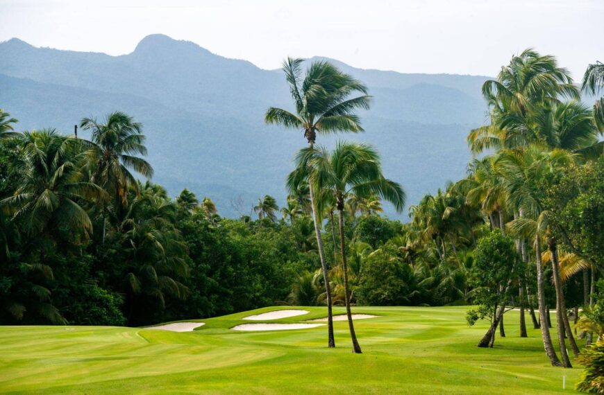 The St. Regis Bahía Beach Resort & Golf Club Course