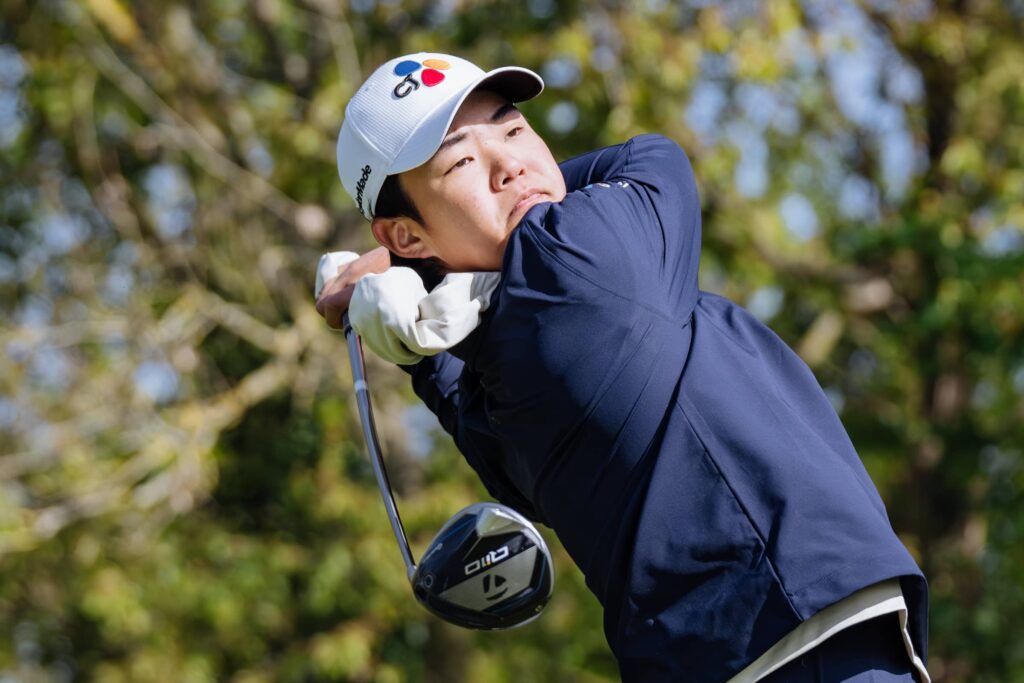 Kris Kim Golfer