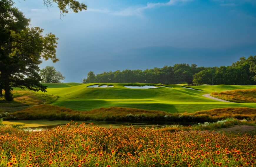 The Battlefield Par-3 Golf Course at Shangri-La Resort