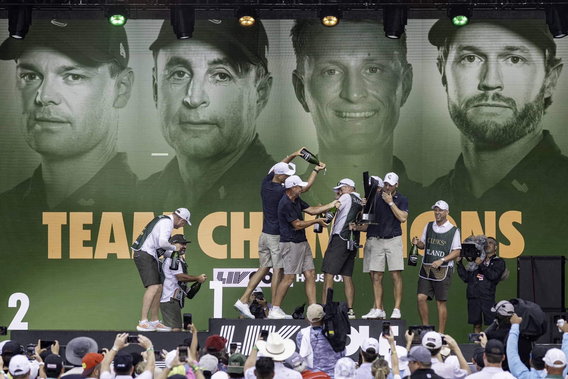 Team Champions Captain Martin Kaymer, Richard Bland, Adrian Meronk and Kalle Samooja of Cleeks GC and caddies Craig Connelly, James Walton, Stuart Beck and John Dempster celebrate onstage