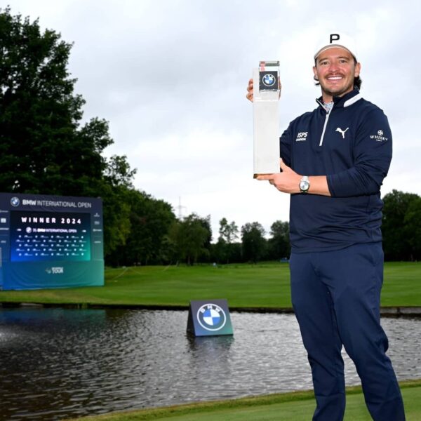 Ewen Ferguson with the BMW International Open Trophy