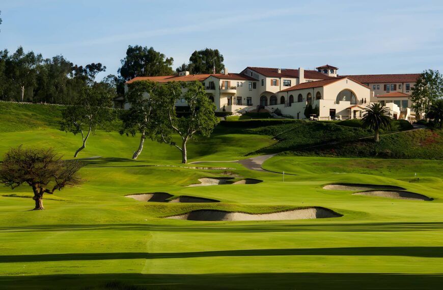 The Riviera Country Club