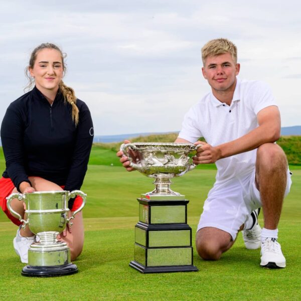 harley-smith-and-katie-stephens-with-their-winning-trophies