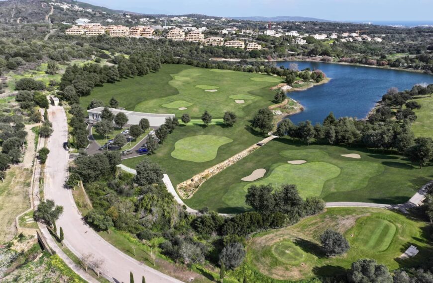 Almenara Golf Academy