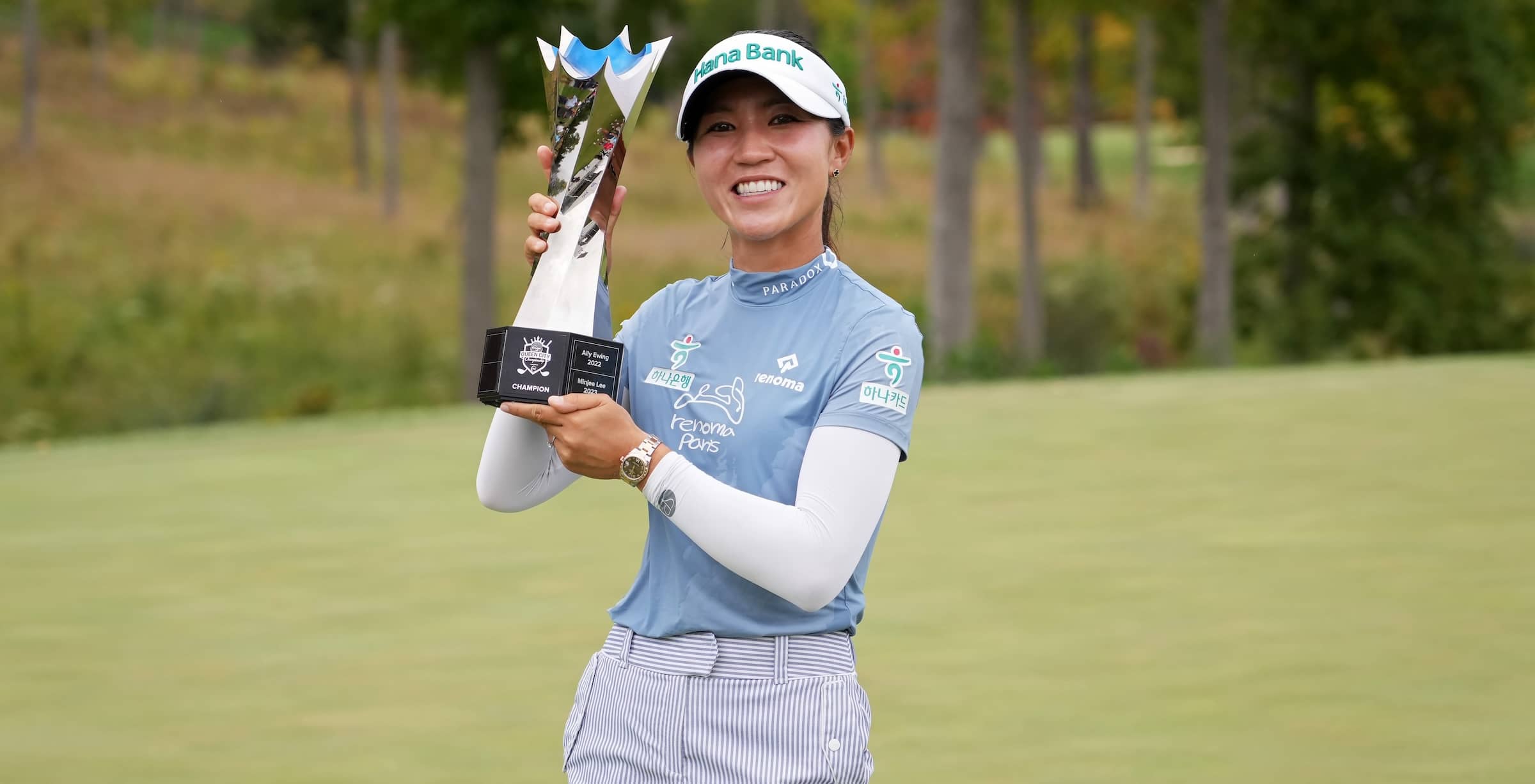 Lydia Ko with Kroger Championship Trophy