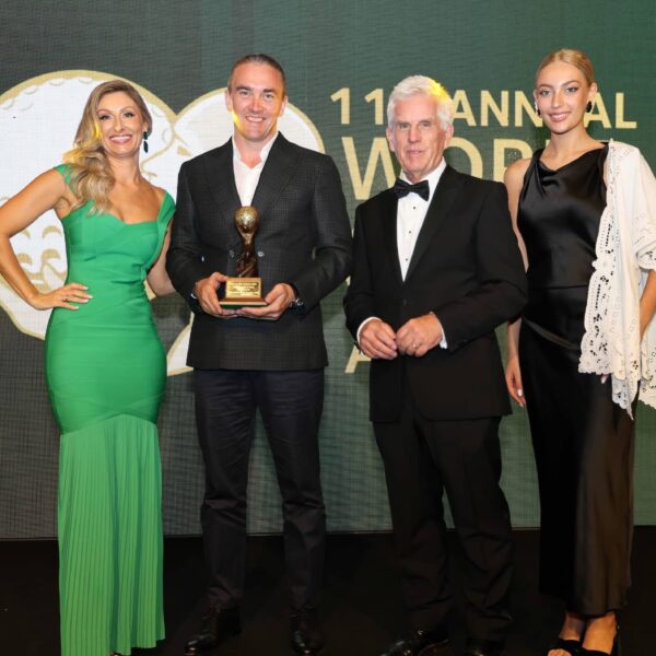 DubaiGolf_Dubai Golf and Viya Golf Celebrate Success at the World Golf Awards