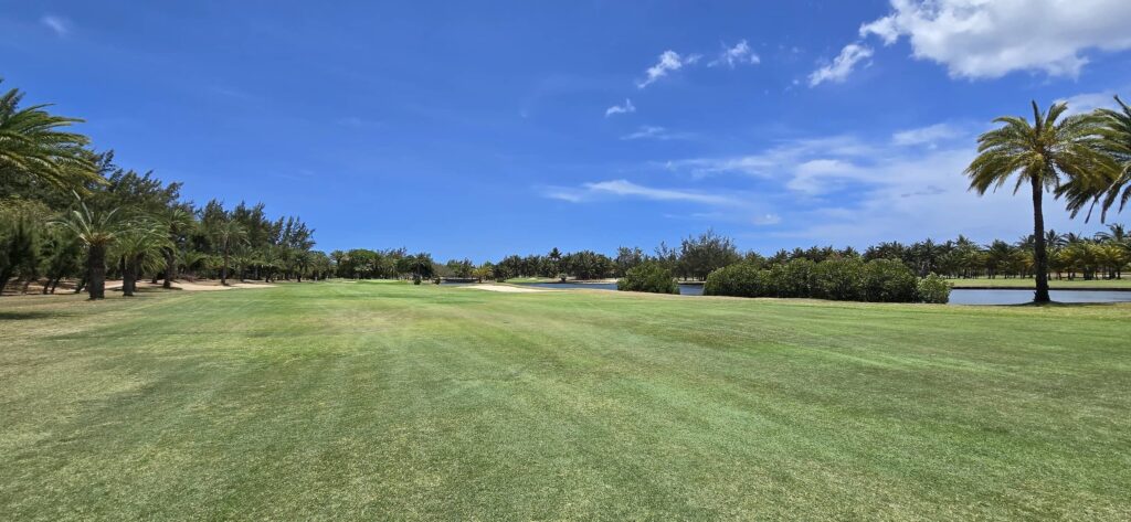 Paradis Beachcomber Golf Course