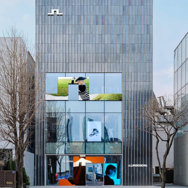 Inside J.Lindeberg’s Largest Flagship Yet – A Fusion…