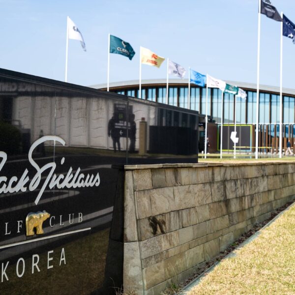 LIV Golf Korea 2025: Four Million Bucks, Zero…