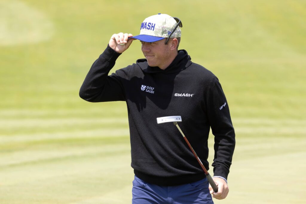 Talor Gooch of Smash GC reacts after his putt on the second green during the first round of LIV Golf Korea at Jack Nicklaus Golf Club