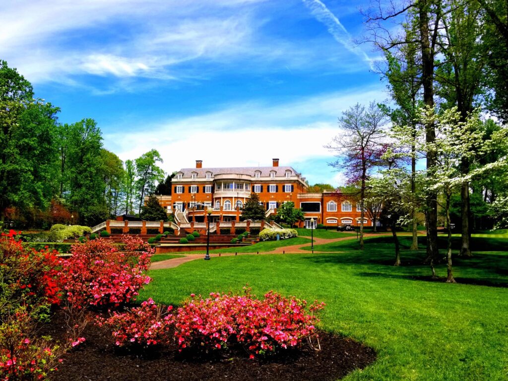 Robert Trent Jones Clubhouse Rear
